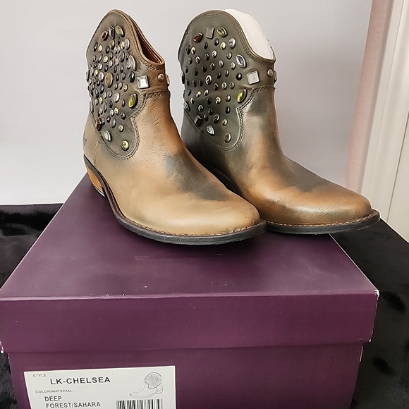 lk chelsea Shoes - Embellished Leather Ankle Boots - Brown and Gray